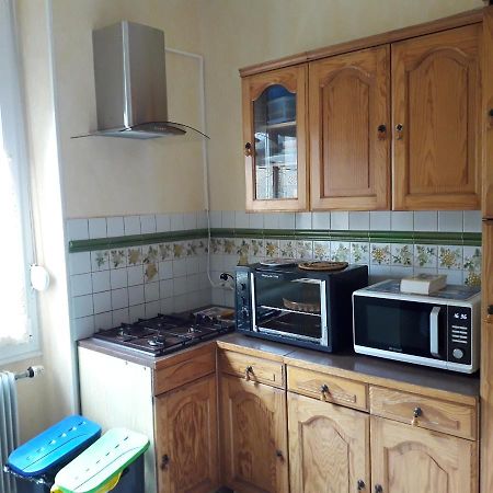 Chambre Meublee Au Coeur De Ville - Chez L'Habitant Le Creusot Luaran gambar